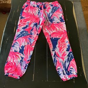 Lilly Pulitzer woman’s pants size Medium
